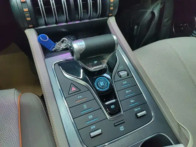 BYD Yuan PLUS — Фото автомобиля 9