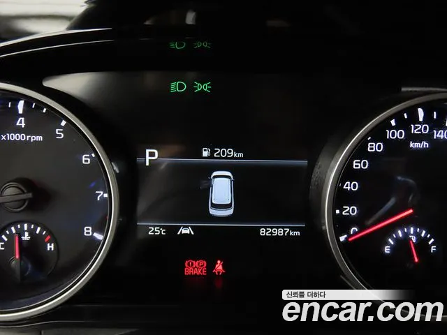Kia Carnival 4th Gen — Фото автомобиля 9