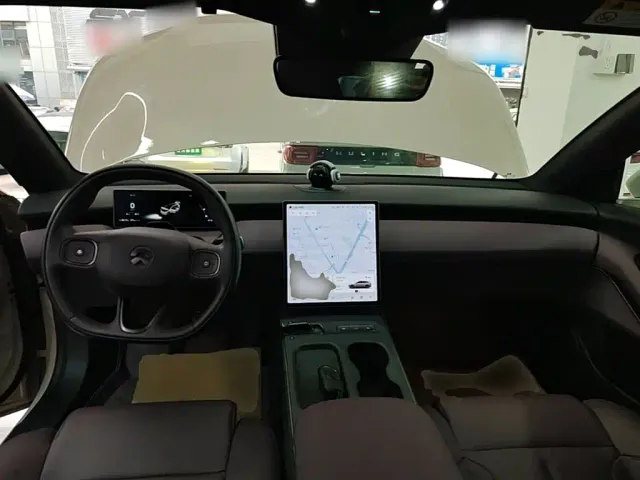 Nio ET5 Touring — Фото автомобиля 9