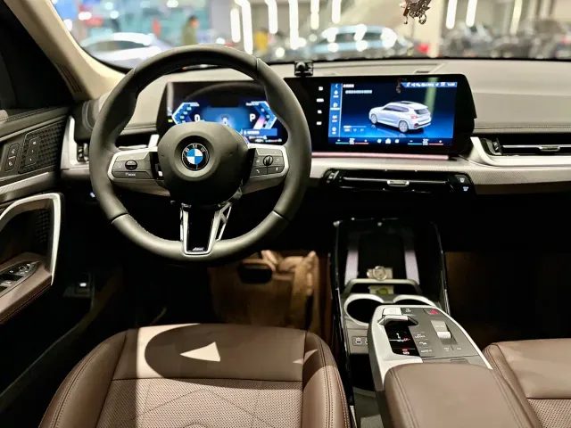 BMW X1 — Фото автомобиля 5