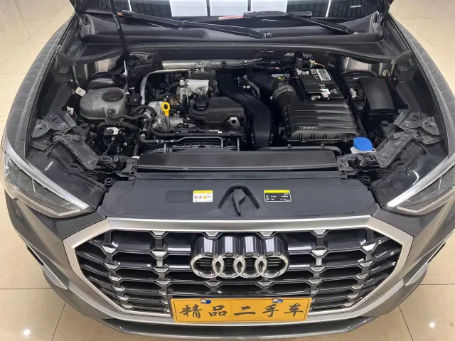 Audi Q3 — Фото автомобиля 16