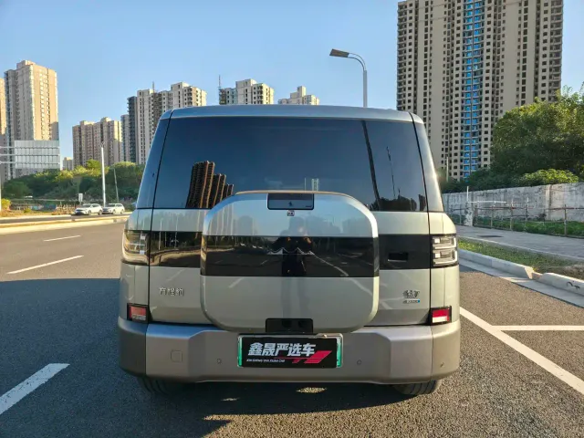 BYD FangChengBao Titanium 7 — Фото автомобиля 7