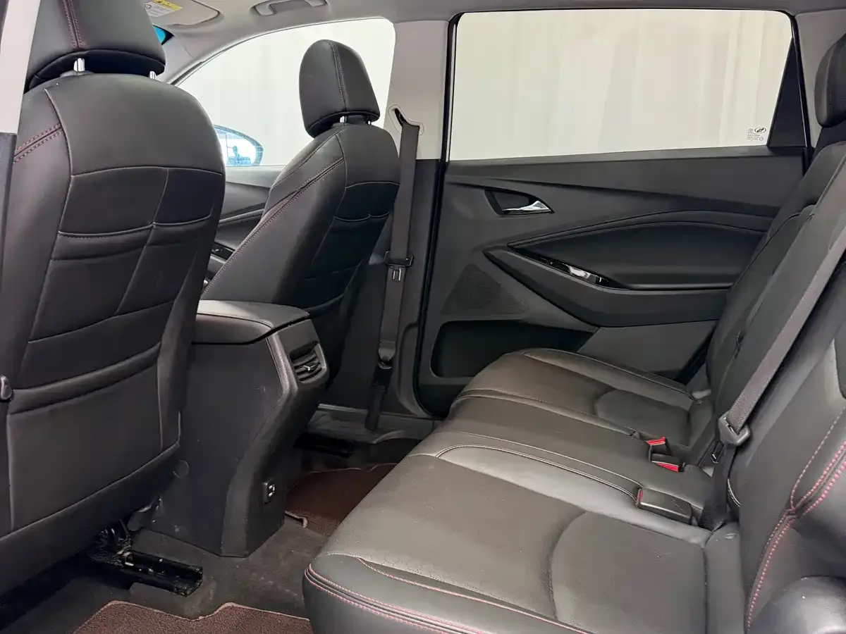 Chevrolet Volando 2020 Mild Hybrid 530T Automatic Sport Edition (5+2 seater) — Фото автомобиля 10