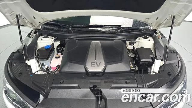 Kia EV6 — Фото автомобиля 9