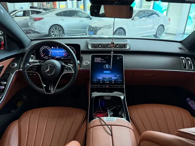 Mercedes-Benz S-Class — Фото автомобиля 6