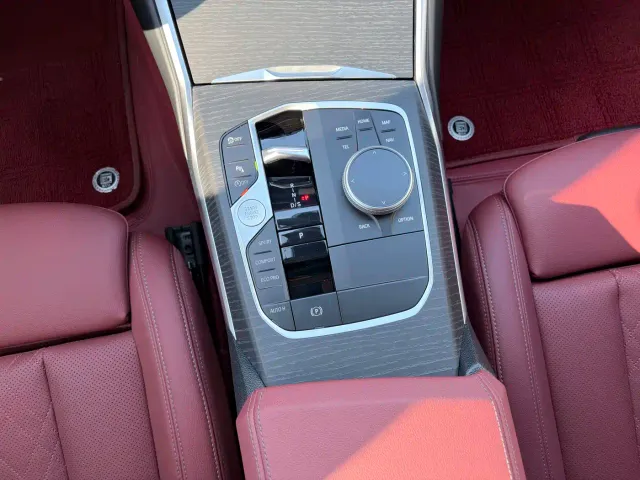 BMW 3 Series — Фото автомобиля 6