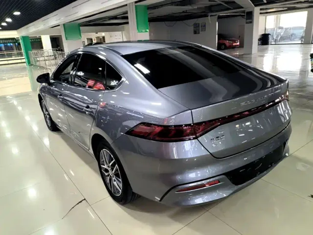 BYD Qin PLUS — Фото автомобиля 4