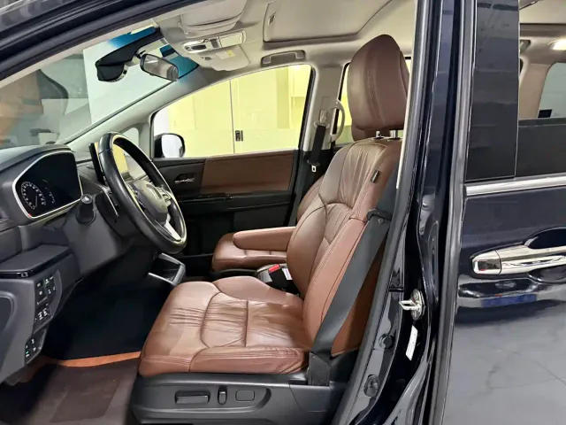 Honda Odyssey — Фото автомобиля 11