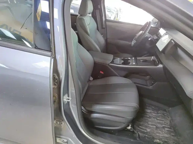 BYD Qin PLUS — Фото автомобиля 24