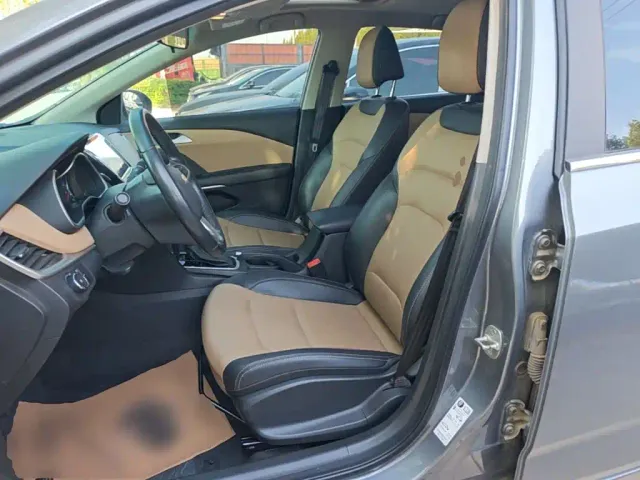 Chevrolet Monza — Фото автомобиля 14