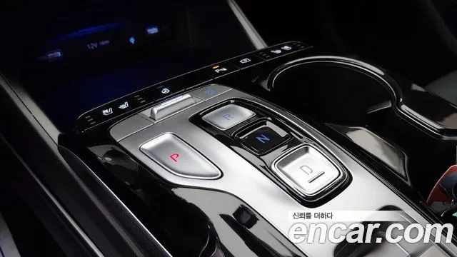 Hyundai Tucson Tucson (NX4) Бензин 1.6 турбо 2WD — Фото автомобиля 9