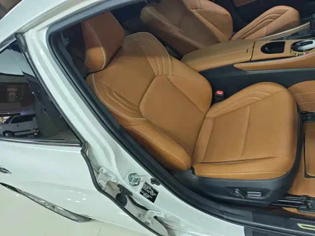 Toyota Avalon — Фото автомобиля 24