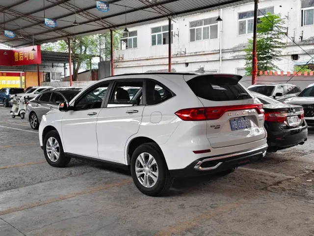 Haval M6 — Фото автомобиля 10