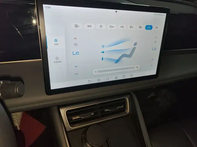 BYD Qin L — Фото автомобиля 12