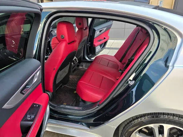 Jaguar XEL — Фото автомобиля 13