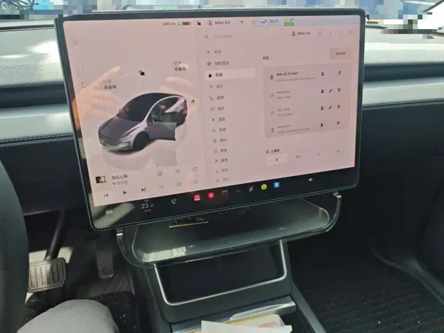 Tesla Model Y — Фото автомобиля 9