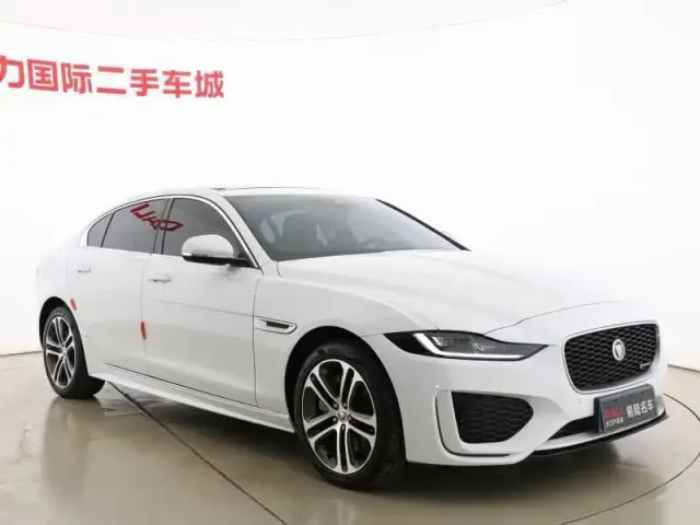 Jaguar XEL — Фото автомобиля 3