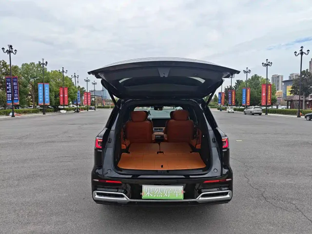 Geely Galaxy M9 — Фото автомобиля 9
