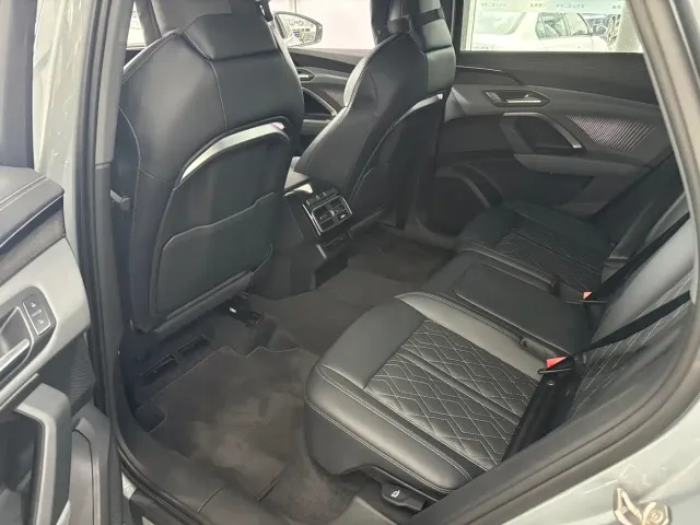 Audi Q5L — Фото автомобиля 7