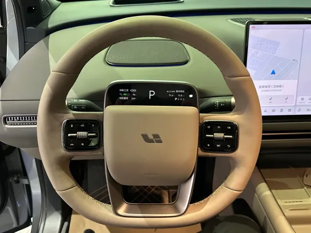 Li Auto i6 — Фото автомобиля 10