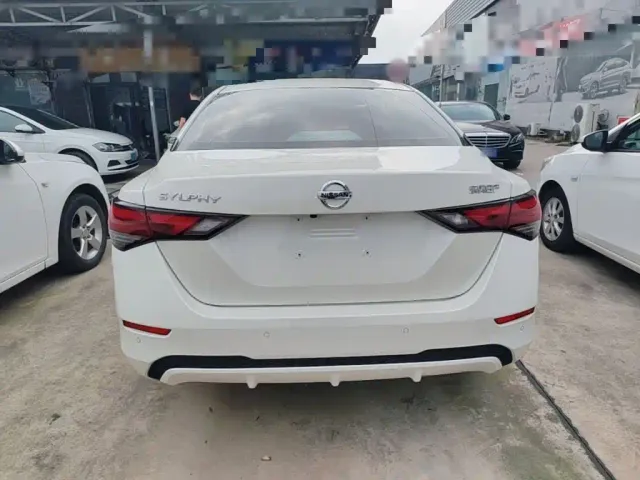 Nissan Sylphy — Фото автомобиля 5