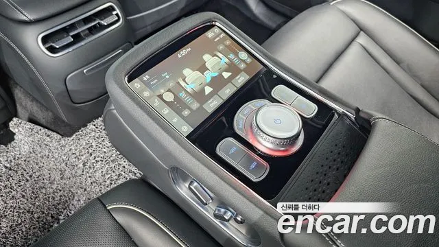 Genesis G90 Бензин 3.5 турбо AWD — Фото автомобиля 17
