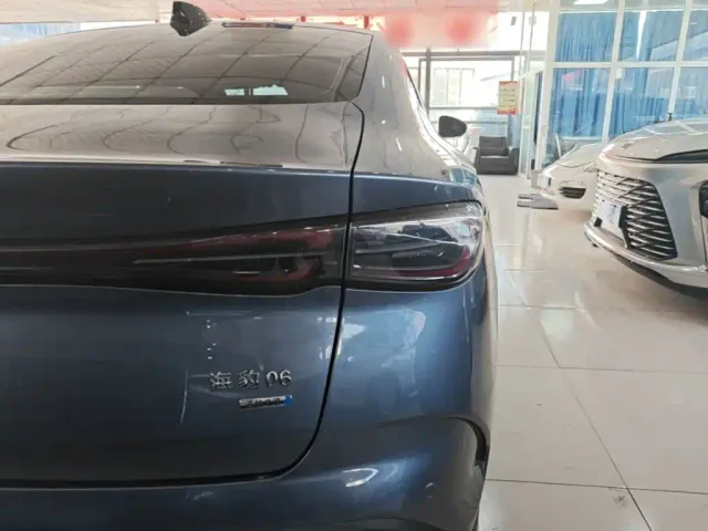 BYD Seal 06 New Energy 2025 DM-i Smart Drive Edition 120KM Prestige — Фото автомобиля 7