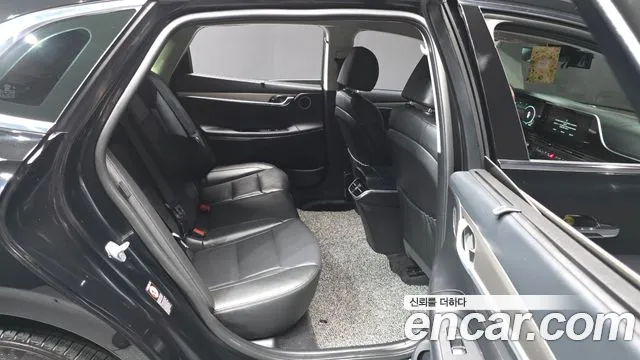 Hyundai Grandeur Новый Grandeur IG — Фото автомобиля 12