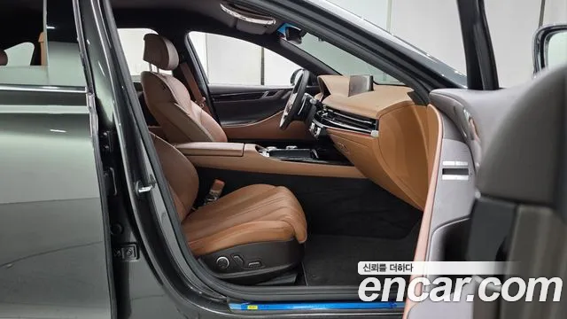 Genesis G80 RG3 — Фото автомобиля 16
