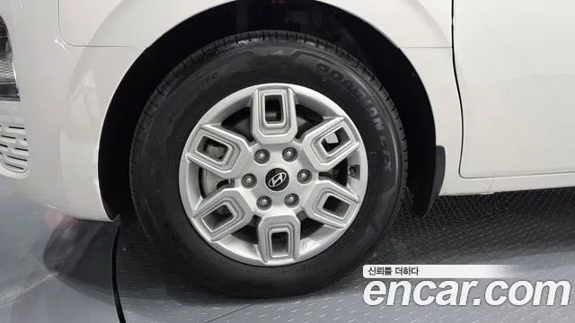 Hyundai Staria Staria 4WD Tourer 9 мест — Фото автомобиля 5