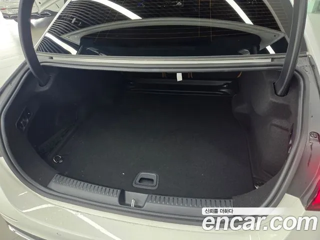 Mercedes-Benz E-Class W214 — Фото автомобиля 6
