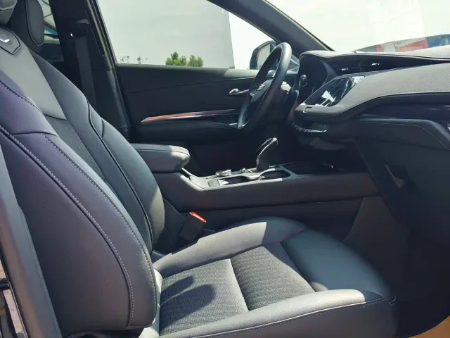Cadillac XT4 — Фото автомобиля 15