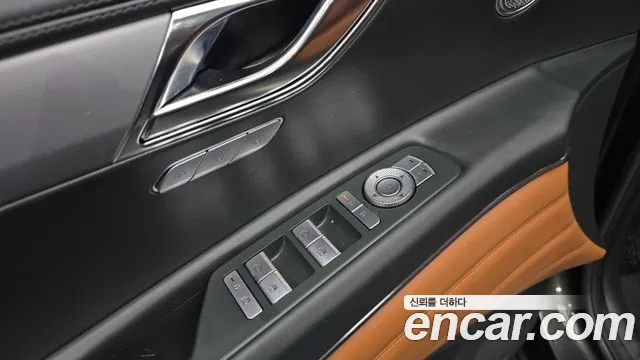 Genesis GV80 — Фото автомобиля 21