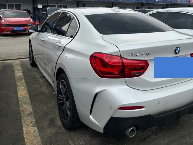 BMW 1 Series — Фото автомобиля 7