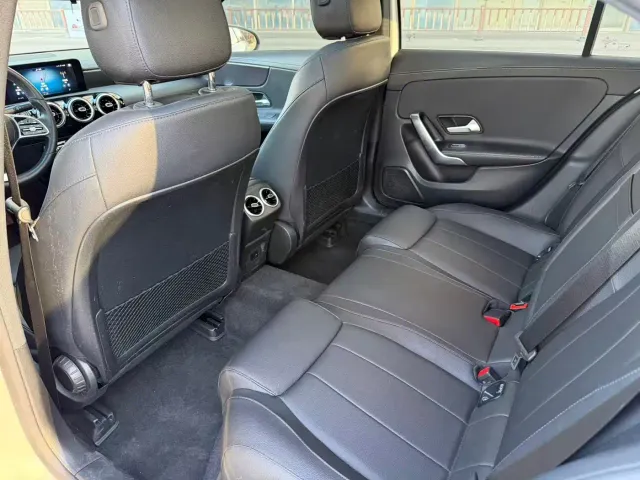 Mercedes-Benz A-Class — Фото автомобиля 8