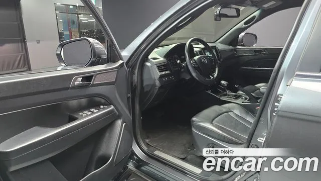 KG_Mobility_Ssangyong Rexton Новый Rexton Sport Дизель 2.2 4WD — Фото автомобиля 9