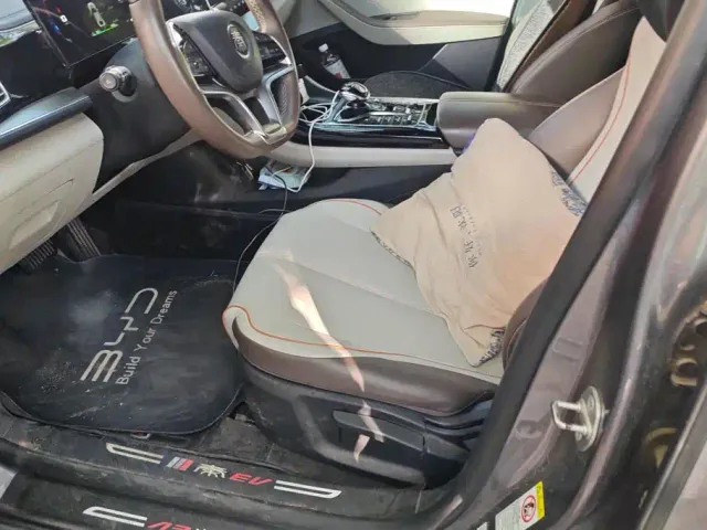 BYD Qin PLUS — Фото автомобиля 9