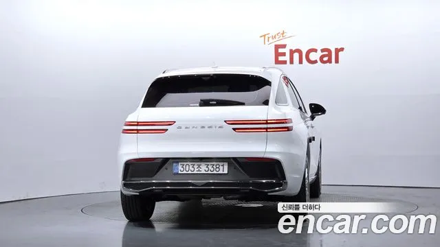 Genesis GV70 — Фото автомобиля 4