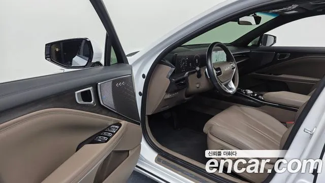 Kia K8 Hybrid — Фото автомобиля 10