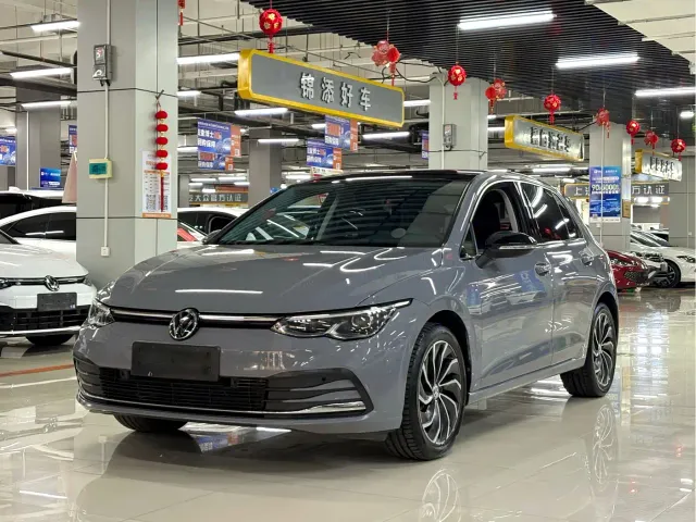 Фотография автомобиля — Volkswagen Golf