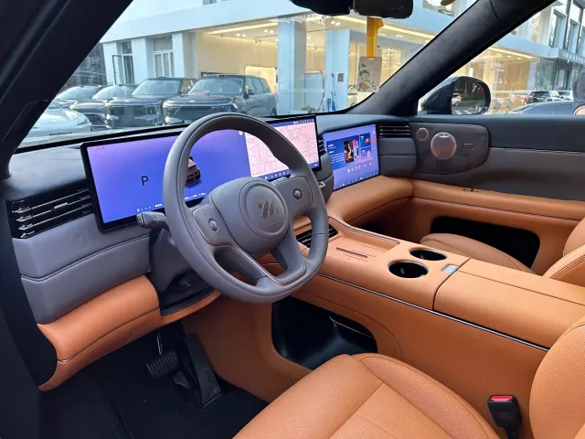 IM Motors LS8 — Фото автомобиля 5