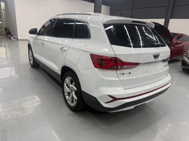 Jetta VS7 — Фото автомобиля 6