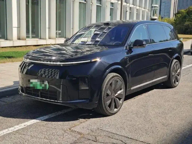 Фотография автомобиля — Li Auto L9