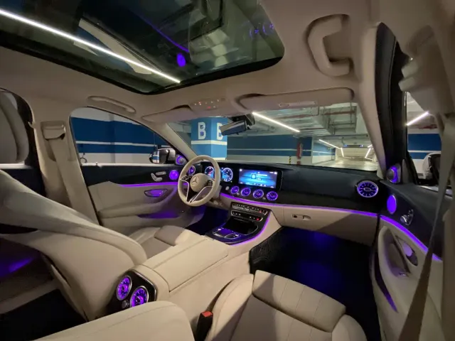 Mercedes-Benz E-Class — Фото автомобиля 18