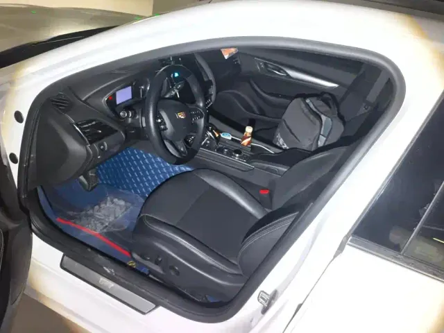 Cadillac CT5 — Фото автомобиля 9