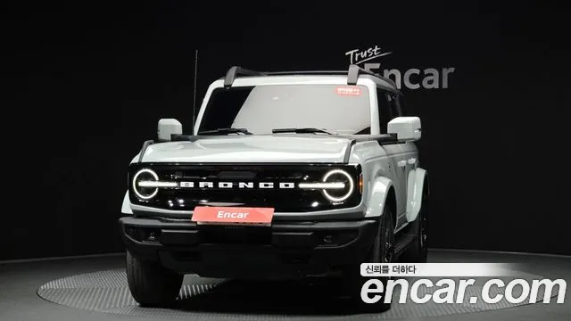 Ford Bronco 6th Gen — Фото автомобиля 3