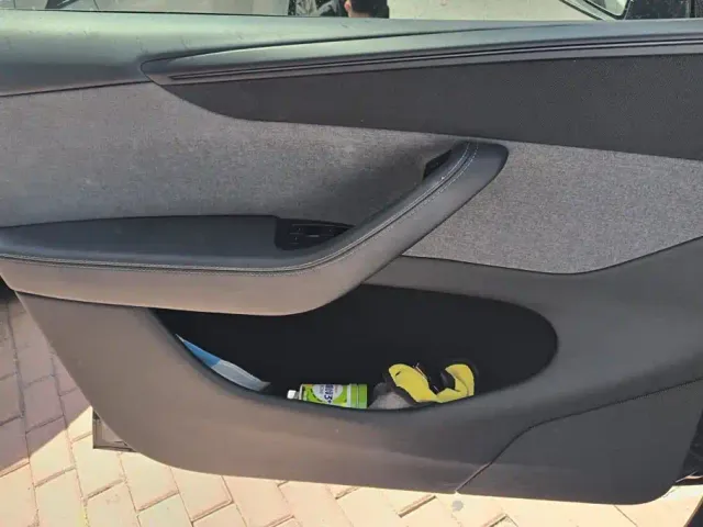 Tesla Model Y — Фото автомобиля 7