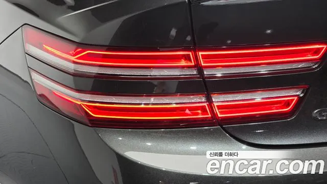 Genesis G80 Бензин 2.5 турбо AWD — Фото автомобиля 7