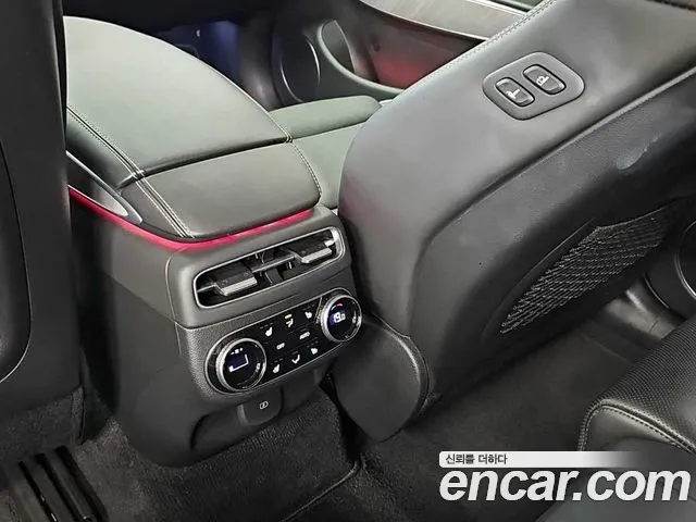 Genesis GV70 Electrified GV70 — Фото автомобиля 13