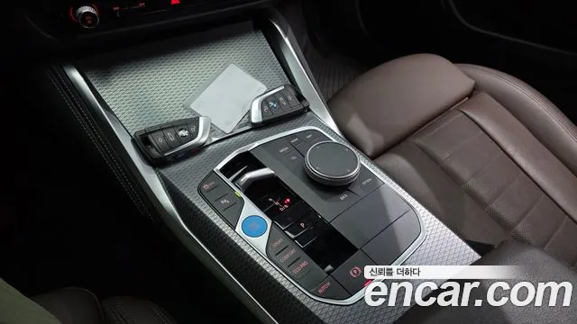 BMW i4 — Фото автомобиля 8